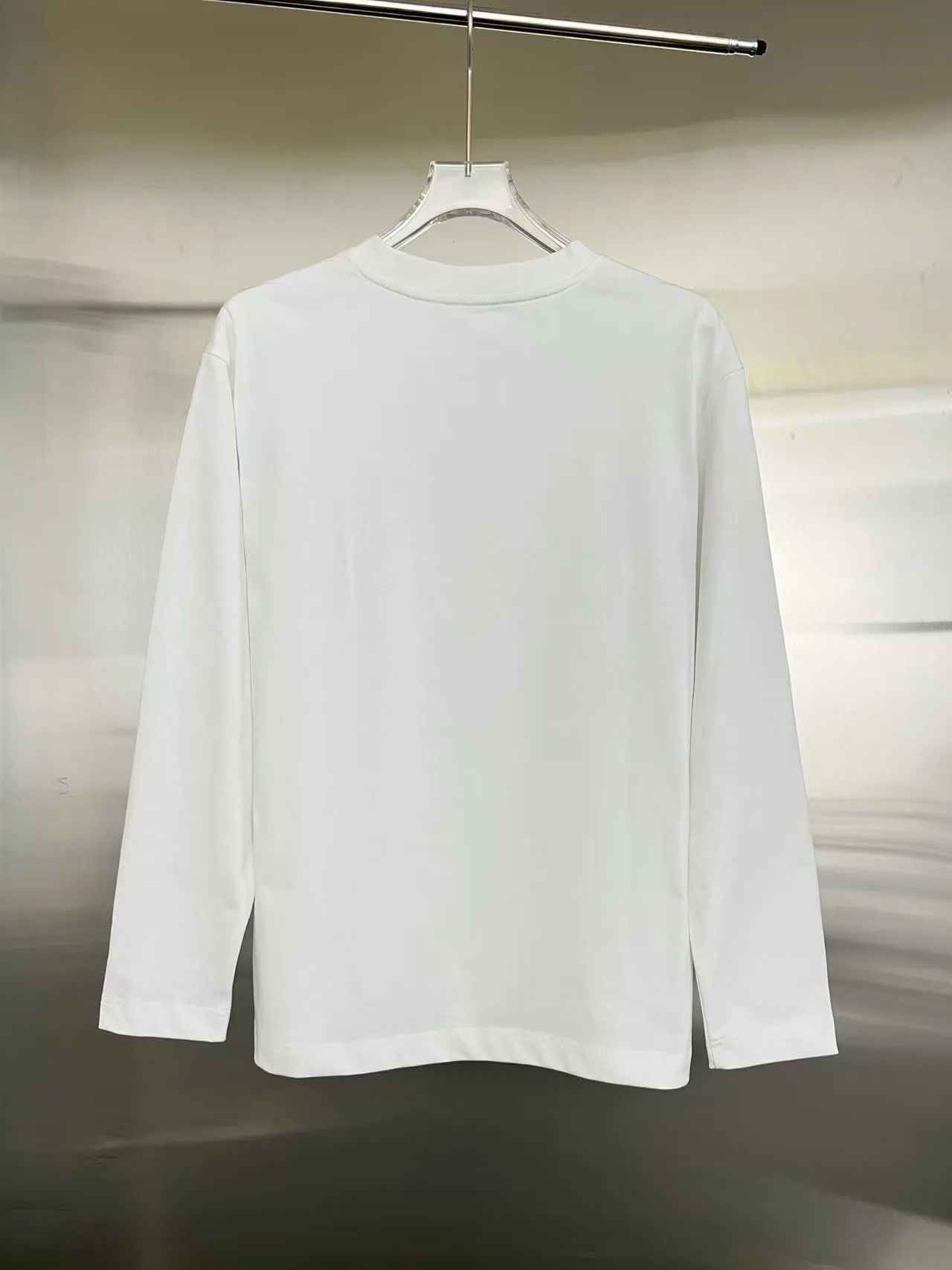 ：Moncler/ T ：300 100% ：320 ： ：White Black Size：S M L XL Same Style